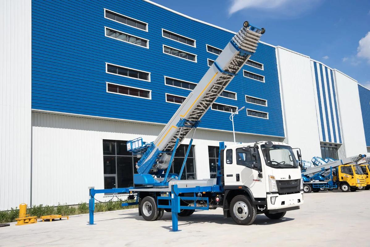 彭州小型云梯车上料车租赁多少钱