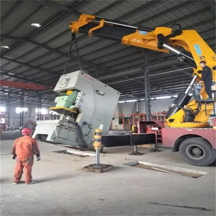 彭州80吨折臂吊车出租附近电话