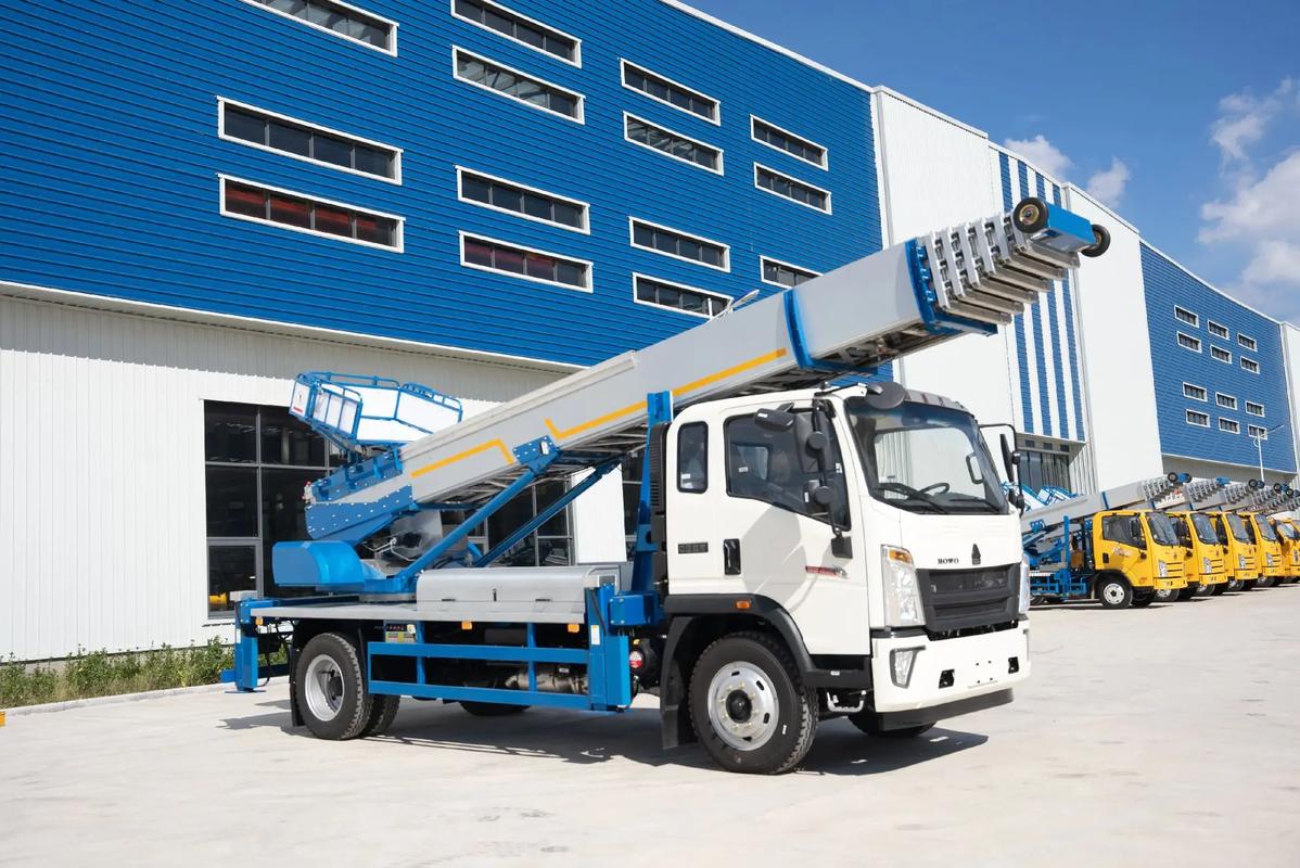 彭州出租云梯车高空作业车 建筑垃圾搬运